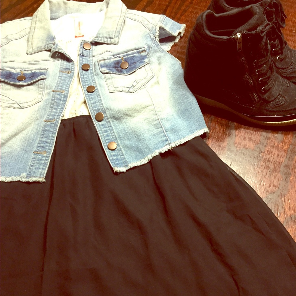 Jean Vest